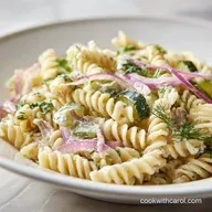 Dill Pickle Pasta Salad: Creamy and Tangy