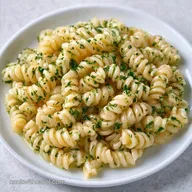 Simple Cold Pasta Salad in 20 Minutes